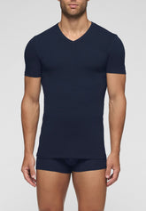 T-Shirt con Scollo a V in Cotone Elasticizzato In Action - Blu - Blu | Cagi