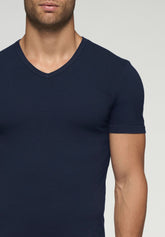 T-Shirt con Scollo a V in Cotone Elasticizzato In Action - Blu - Blu | Cagi